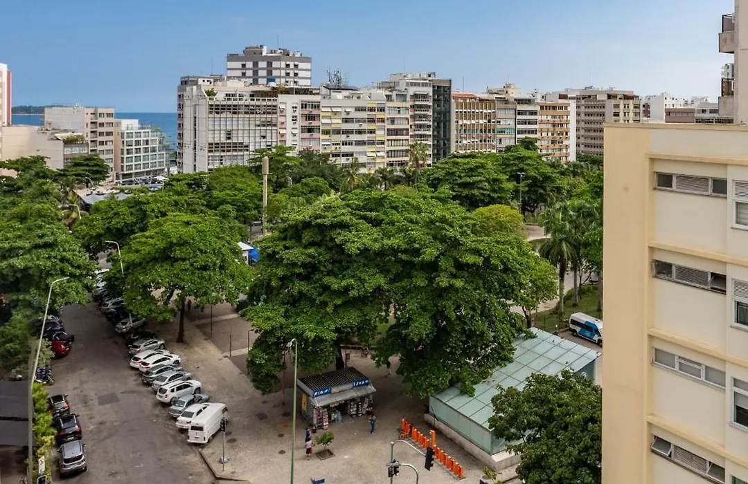 Inovador em Ipanema - Perto da praia - J801-1
